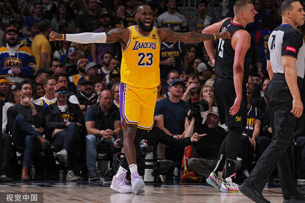 大前锋拉开 大前锋拉开